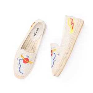 Baskets à plate-forme plate pour femmes brodées de manière exquise Chaussures de ballet de haute qualité Espadrilles personnalisées - Product Image 3