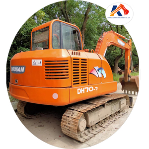 รถขุดขนาดเล็ก 7 ตัน ยี่ห้อ Doosan รุ่น DH70 DH60 ผลิตในเกาหลี ใช้งานน้อย แท้ๆ พร้อมระบบไฮดรอลิก - Product Image 1