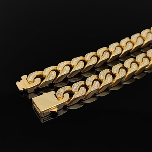 Nouveau design 2024, bracelet cubain en acier inoxydable poli miroir anti-allergie de 12 mm avec moissanite, vente en gros - Product Image 5