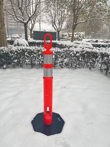 道路安全110cm反射PE製<span class=keywords><strong>T</strong></span>型デリニエーターポストボラード、6kg/8kgゴムベース付き、私道および道路交通警告用ポスト - Product Image 5