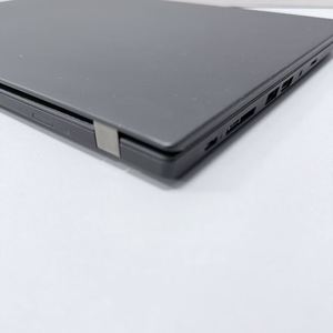 แล็ปท็อปธุรกิจ ThinkPad T14 Gen1 ขนาด 14 นิ้ว หน้าจอสัมผัส I5 แรม 16GB SSD 512GB ความละเอียด Full HD คีย์บอร์ดภาษาอังกฤษ 10 ThinkPad T14 Gen1 สำหรับธุรกิจ - Product Image 3