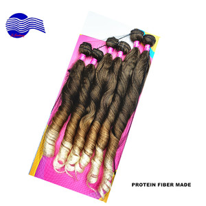 <span class=keywords><strong>Extensiones</strong></span> <span class=keywords><strong>de</strong></span> <span class=keywords><strong>Cabello</strong></span> Sintético BIO <span class=keywords><strong>Fibra</strong></span> Orgánica con Proteína, Estilo Ondulado Suelto <span class=keywords><strong>de</strong></span> 65CM-75CM para Peinado - Product Image 3