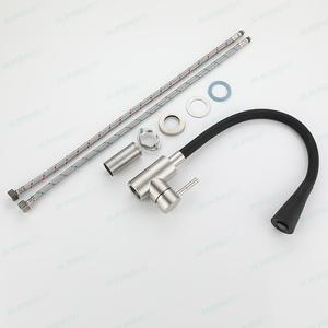 Kit d'extension de robinet d'évier universel en acier inoxydable 304 avec tuyau rotatif et connecteurs pour une utilisation en cuisine - Product Image 1