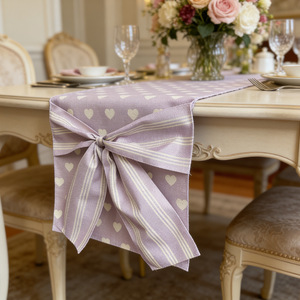 Décorations de fête pour la Saint-Valentin : Chemin de table en lin à nœud papillon, Nappe à motif cœur, Ambiance restaurant, Sécurité, Vente chaude - Product Image 4