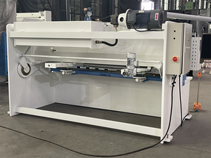 Cisaille hydraulique CNC Aoxuan pour découpe de métaux et acier QC11Y 6mm 2500mm, haute précision, entièrement automatique, pour engrenages de moteur - Product Image 3