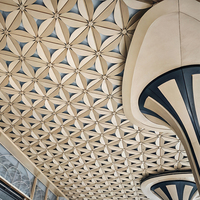 Panneau de plafond en aluminium 3D concave-convexe, forme triangulaire, pour hall d'hôtel, revêtement décoratif en aluminium pour projet commercial