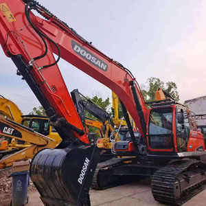 Grandes soldes Excavatrices sur chenilles Doosan DX300LC-9C d'occasion d'occasion pour travaux de construction - Product Image 2