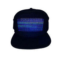 Casquettes à écran LED couleur pleine résolution multilingues, chapeaux d'affichage publicitaire contrôlés par application LED