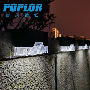 ไฟติดผนังโซลาร์เซลล์ Poplor สำหรับสวนภายนอกบ้าน ไฟบันไดกันน้ำ พร้อมแบตเตอรี่ในตัว - Product Image 2