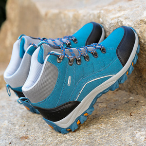 Chaussures de randonnée pour hommes, tige haute, dessus synthétique, doublure en polaire, semelle extérieure en caoutchouc, bottes de trekking isolées pour l'hiver - Product Image 2