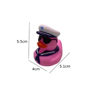<span class=keywords><strong>Canard</strong></span> <span class=keywords><strong>de</strong></span> bain en vinyle <span class=keywords><strong>de</strong></span> 2 pouces en vrac Jouets <span class=keywords><strong>canard</strong></span> <span class=keywords><strong>de</strong></span> bain en caoutchouc jaune grinçant Logo personnalisé marine promotionnel à bas prix assortis - Product Image 2