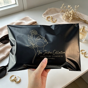 Custom Matte Black Poly Mailers Gold Logo Printed <b>Waterproof</b> Self Seal Shipping Envelopes For Clothing Cosmetic Boutique - Product Image 1