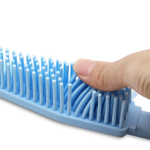 Vente en gros de massage à double usage toilettage brosse en silicone grattoir à poils de chien canapé <span class=keywords><strong>crapet</strong></span> - Product Image 6
