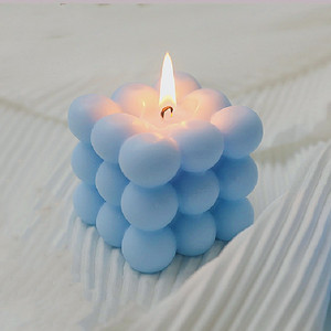 Vela de aromaterapia en forma de cubo de <span class=keywords><strong>Rubik</strong></span> de Color hecho a mano, <span class=keywords><strong>Bola</strong></span> de cera creativa de lujo para uso de barras de vacaciones de Diwali de Pascua - Product Image 4