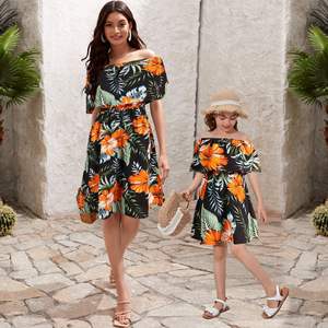 Tenues assorties pour la <span class=keywords><strong>famille</strong></span> Hawaï Ensemble chemise et robe florale parent-enfant pour maman papa garçon fille <span class=keywords><strong>Vacances</strong></span> à la plage Voyage Resort Vêtements - Product Image 4