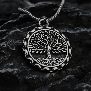 Collar con colgante de acero inoxidable para hombre, diseño de árbol de la vida, estilo vikingo, joyería de regalo - Product Image 1