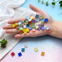 Kit de mosaïque en verre DIY pour enfants et adultes, ensemble de pierres de mosaïque en cristal de couleurs mélangées avec boîte de rangement pour projets artistiques et artisanaux