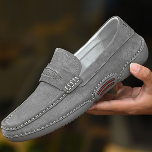Mocassins habillés pour homme en cuir véritable faits à la main, prêts pour le travail, respirants, antidérapants, avec logo personnalisé, semelle intérieure en caoutchouc - Product Image 4