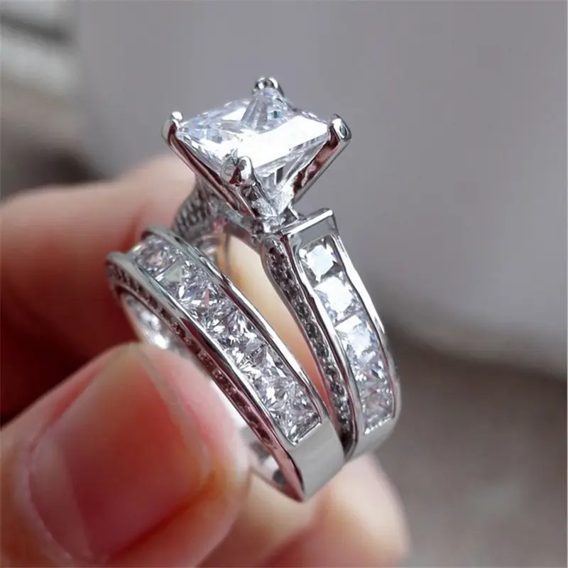 뜨거운 판매 패션 크리스탈 다이아몬드 냅킨 송곳니 반지 약혼 반지 다이아몬드