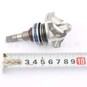 Pompe à eau de moteur de moto ATV GY6-250 - Product Image 1