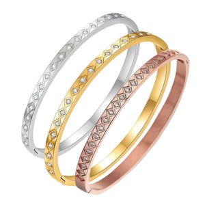 Série été 2024, bracelet en acier inoxydable personnalisé exquis de 6 mm avec design géométrique en zircon pour cadeau de mariage pour femmes - Product Image 1