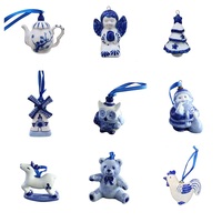 Pendentif en porcelaine bleu et blanc pour le Nouvel An, décoration d'arbre de Noël, pendentif de voiture créatif, petit vase en céramique, ornements