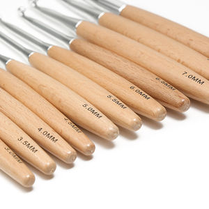Outils de tricotage en gros 11 pièces de tailles différentes couture manche en bois massif crochet en métal crochet crochet - Product Image 5