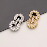 Vente en gros de fermoirs plaqués or 18 carats en laiton de Guangdong pour la fabrication de colliers de perles
