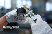 Découpeuse laser à fibre CNC haute vitesse BS80220T 6KW pour tubes métalliques ronds et carrés, équipement de découpe laser à alimentation automatique