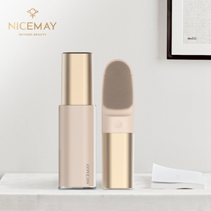 Appareil de beauté pour usage domestique, Nicemay, soins personnels, brosse nettoyante sonique en silicone pour le visage, best-seller - Product Image 1