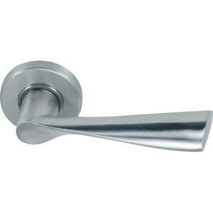 <span class=keywords><strong>Poignée</strong></span> <span class=keywords><strong>de</strong></span> <span class=keywords><strong>porte</strong></span> <span class=keywords><strong>ronde</strong></span> en aluminium/zamak <span class=keywords><strong>de</strong></span> style espagnol moderne avec rosette carrée <span class=keywords><strong>noire</strong></span> pour portes intérieures en bois <span class=keywords><strong>de</strong></span> chambre à coucher - Product Image 3