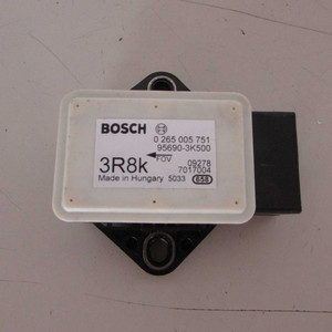 Sensore Acceleratore 0265005751 per Kia Cee'd Mk1 2009-2012 Facelift Nuovo Sensore di Pressione Olio per Motori (5-3-B-3a) - Product Image 1