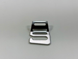 Pièces automobiles Boucle de sécurité en acier inoxydable Estampage Polissage 3072401 Boucles à clip à vendre - Product Image 4
