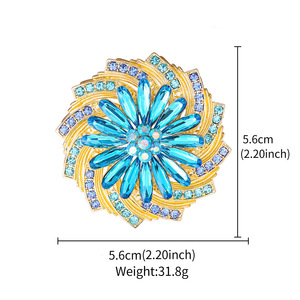 Broche de luxe pour femme, personnalisée, en alliage coloré, motif fleur, plaquée, ornée de strass en cristal, accessoire de poitrine pour mariages et fêtes - Product Image 2