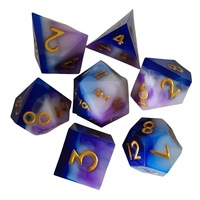 Ensemble de 7 dés en résine à bords tranchants, dés polyédriques pour jeux de rôle de table, D20 D12 D10 D8 D6 D4, dans un emballage en boîte métallique