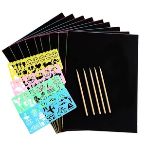 Scratch giấy nghệ thuật lớn màu đen ma thuật cầu vồng vẽ bảng đầy màu sắc máy tính xách tay với bút stylus bằng gỗ đầu cuốn sách - Product Image 2