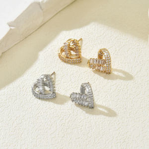 Jolies boucles d'oreilles en forme de coeur en or Style tendance avec cuivre rotatif et pierre de Zircon gains bijoux femmes boucles d'oreilles - Product Image 5