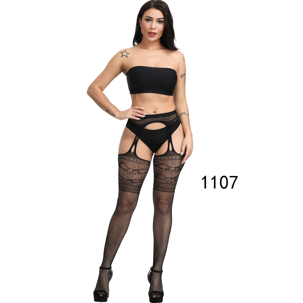1107Black [without underwear]