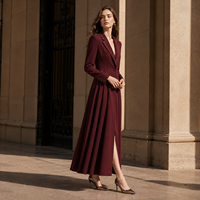 Robe longue de style moderne pour femmes, en mélange de lyocell durable, idéale pour les occasions professionnelles et les soirées