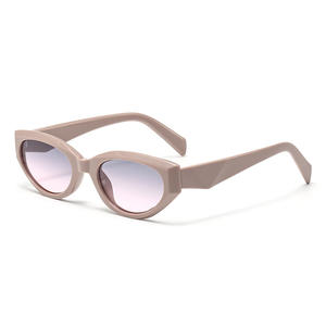 2026年新作 レディース サングラス シェード ファッション キャットアイ 個性派 カスタムロゴ レトロサングラス - Product Image 2