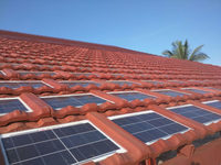 Tuiles solaires de toiture bifaciales PERC 16,5 W personnalisées par le fabricant, module durable, système de toiture en pente, tuiles photovoltaïques