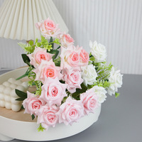 Neue Rosen-Bündel für Heimdekoration, 7-Köpfige Eckige Künstliche Seidenblumen für Hochzeiten und Events, Realistische Dekoration