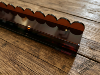 Support de tuiles de mahjong en acrylique, lot de 4, ambre écaille de tortue, avec poussoir magnétique à bord festonné pour jeu de mahjong