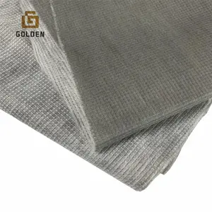Prix de gros du fabricant doré Tissu de couture Rpet Stitchbond Tissu non tissé pour doublure de matelas