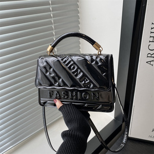 Nuova Borsa a Tracolla Monospalla 2025 dal <span class=keywords><strong>Design</strong></span> Elegante <span class=keywords><strong>e</strong></span> alla <span class=keywords><strong>Moda</strong></span>, Stile Occidentale, Tinta Unita, Fresca <span class=keywords><strong>e</strong></span> Portatile, con Texture Distintiva - Product Image 6