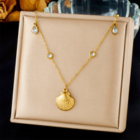 Collier Chaîne de Clavicule Polyvalent en Acier Inoxydable Plaqué Or Véritable 18 Carats Non Décolorant Personnalisé Luxe pour Femme