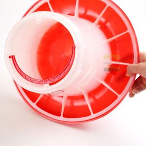 Nuevo Comedero Automático Portátil para Aves de Corral de 1.5 kg, Comederos de Plástico Fáciles de Usar para Pollos - Product Image 3