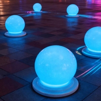 Barrière routière extérieure Poteaux de pierre lumineux, boules rondes lumineuses pour aire de stationnement carrée, Poteaux de pierre anti-collision