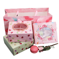 Boîte d'emballage en papier haut de gamme en gros pour pâtisseries, macarons, desserts, avec revêtement UV, pelliculage mat, matériaux recyclés, cadeau