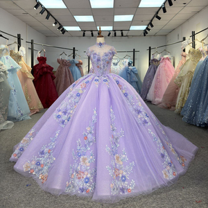 Robe de bal de Quinceañera classique pour filles, col montant, violette, avec broderies appliquées et fleurs en organza, modèle 6964 - Product Image 1